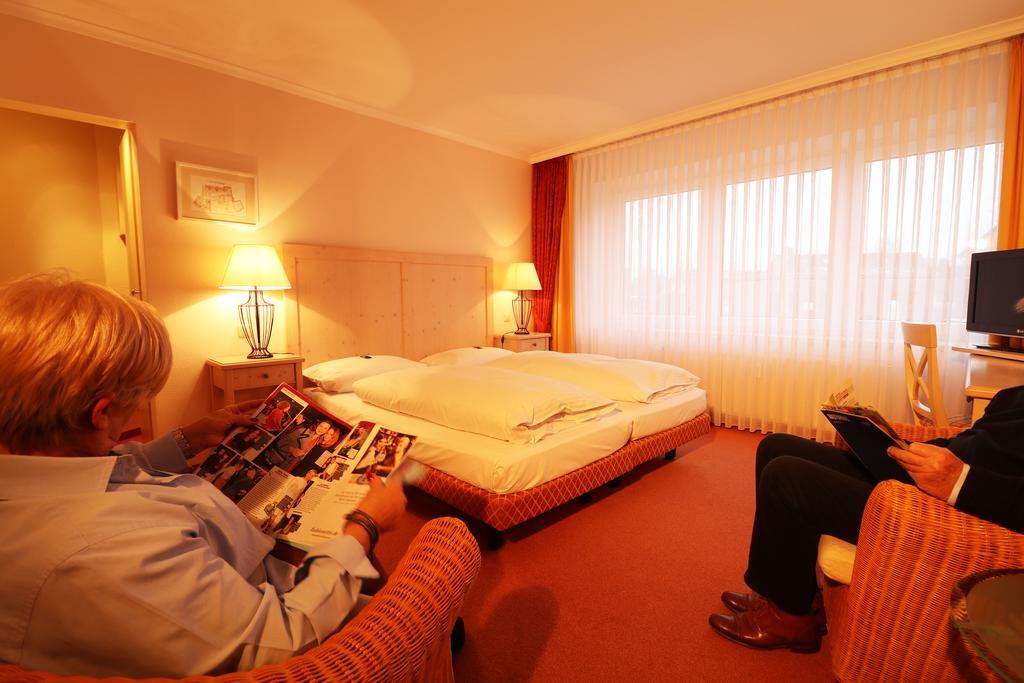 Hotel Central Zeven Exterior photo