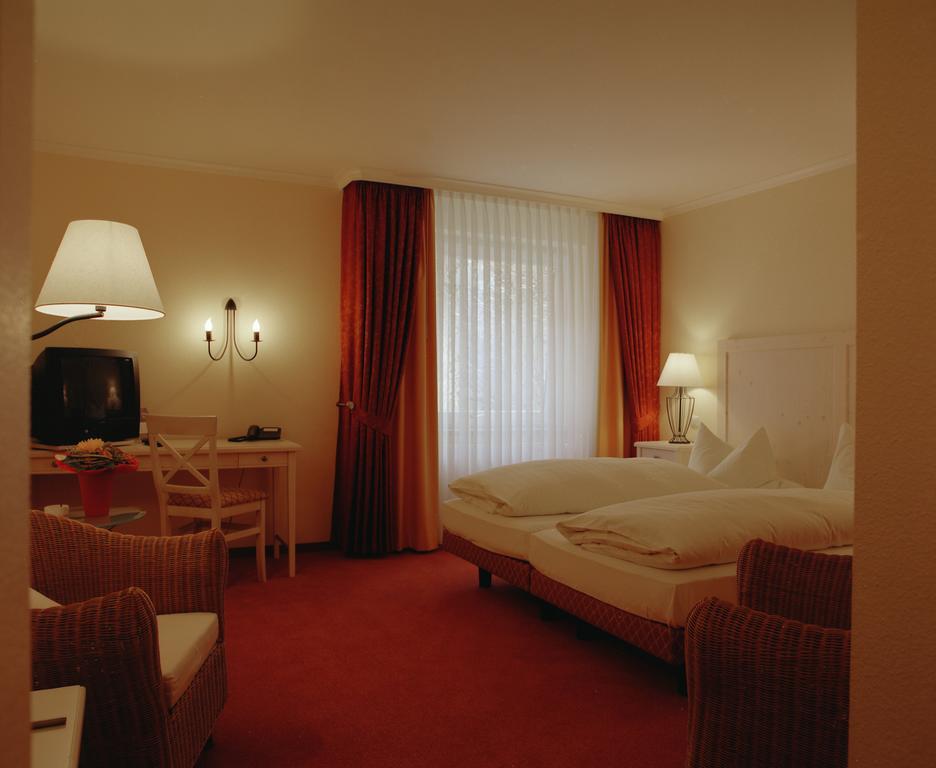 Hotel Central Zeven Exterior photo